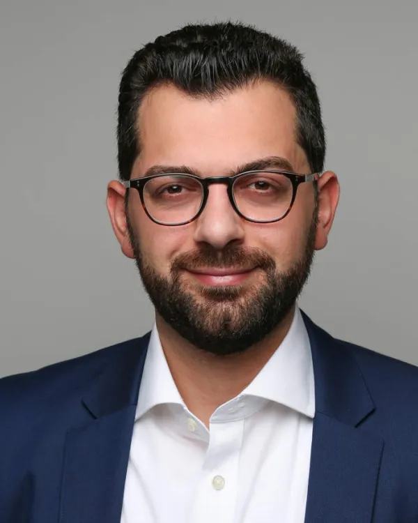 Cenk Yekta